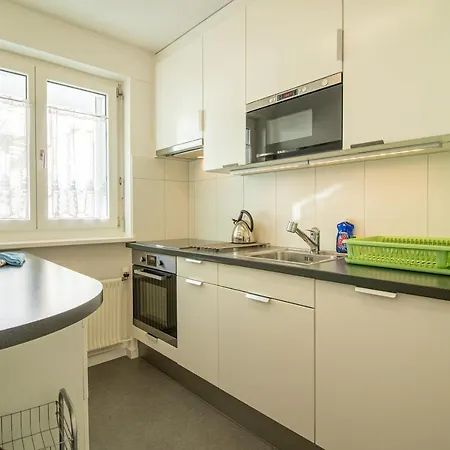 Viktoria B43 By Apartment